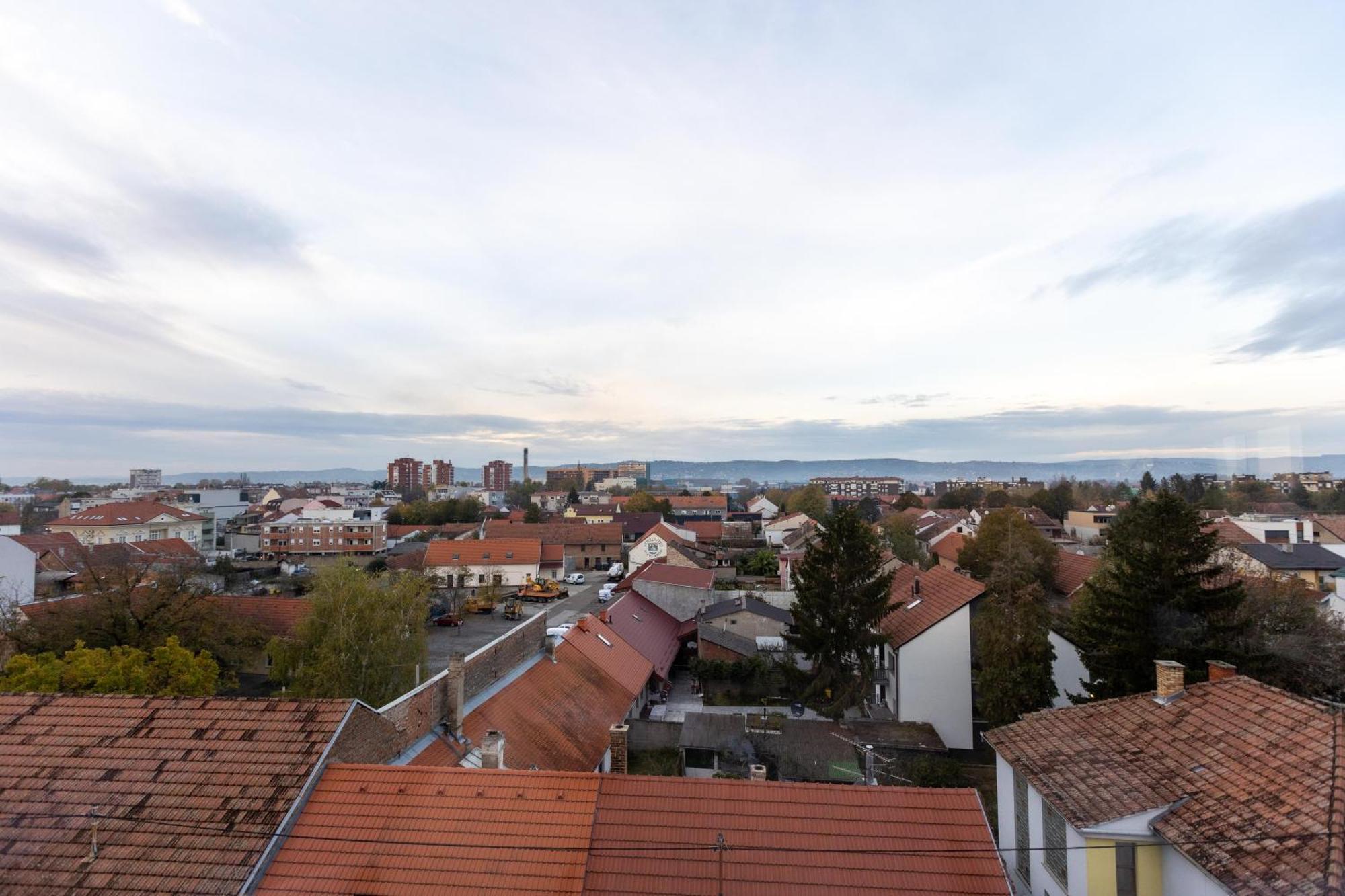 Art Hotel Slavonski Brod Exterior photo