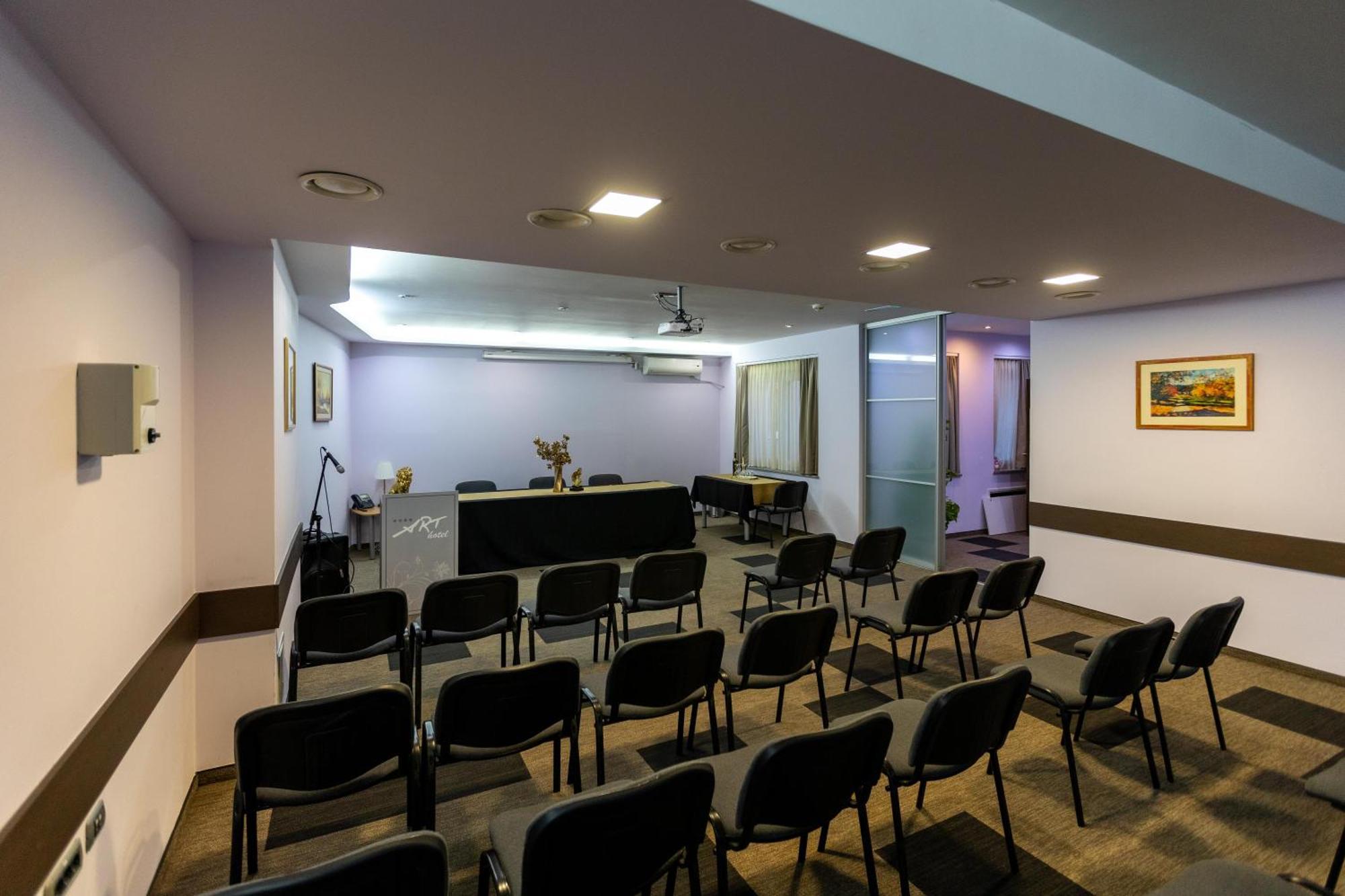 Art Hotel Slavonski Brod Exterior photo